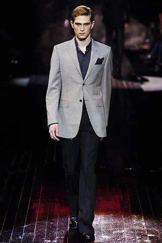 Look 10